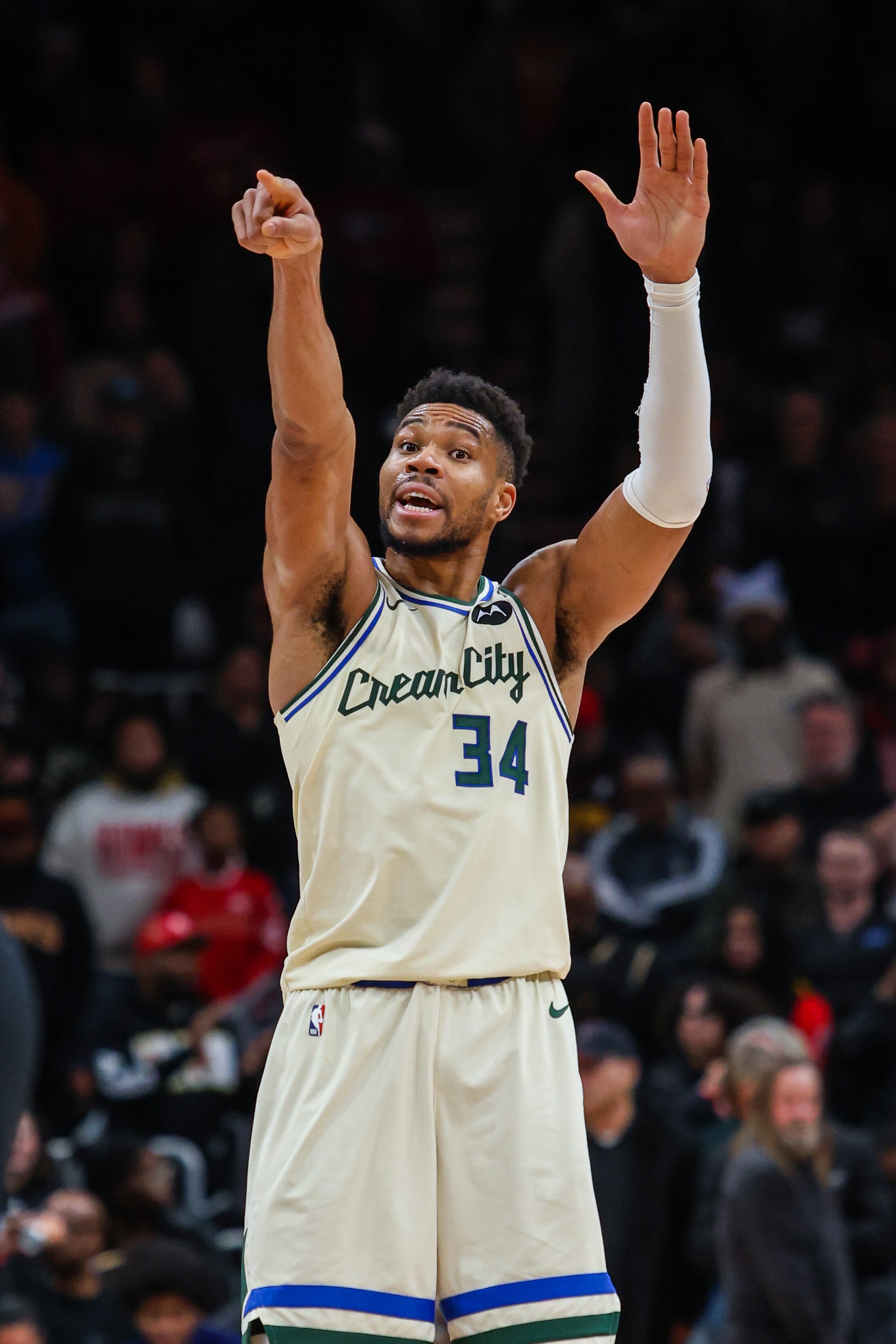 开云体育下载-雄鹿开摆得看开拓者脸色？开拓者手握霍勒迪&amp;利拉德&amp;雄鹿3年首轮