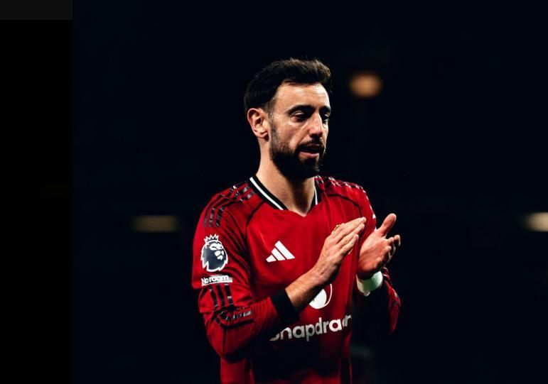 开云官网-周薪40万镑！英媒曝曼联队长开天价续约条件，沙特买断需5700万镑